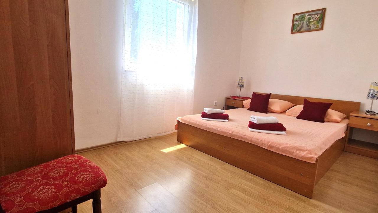 Apartment Hrzina Krk Town Εξωτερικό φωτογραφία